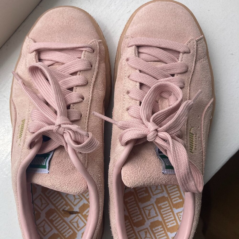 Puma Classics Pink Suede Size 7